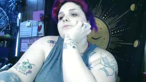 Goddess Fe online show from February 8, 1:14 pm