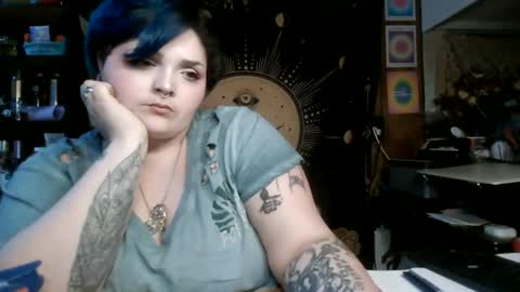 Goddess Fe online show from June 24, 1:15 am