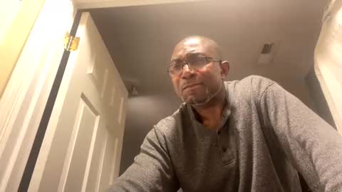 Snapshot of gyesaw1970 chatting on December 2, 4:53 am gyesaw1970 online show from December 2, 4:53 am