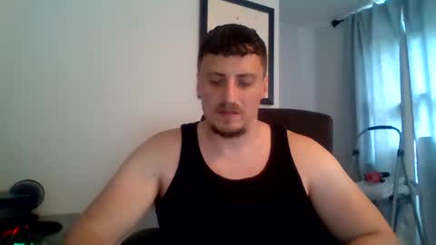 Snapshot of gymbro1986 chatting on July 28, 6:20 pm gymbro1986 online show from July 28, 6:20 pm