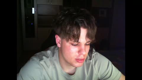 gymguy0505 online show from March 29, 8:20 pm