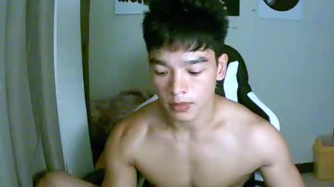 AJ online show from April 18, 1:37 pm