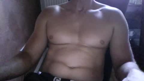 Snapshot of gymxxx_ chatting on May 23, 5:28 pm gymxxx_ online show from May 23, 5:28 pm