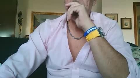 gyrdy online show from October 11, 2:15 pm
