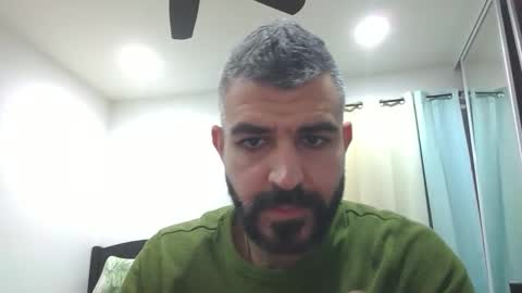 h0nest84 online show from December 26, 4:43 am