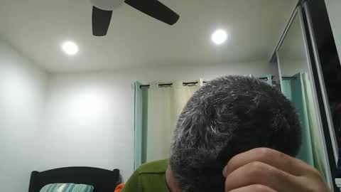 h0nest84 online show from December 31, 9:21 am