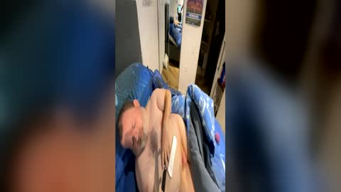 Snapshot of h20976 chatting on June 13, 1:20 pm h20976 online show from June 13, 1:20 pm