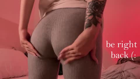 Lana online show from December 14, 7:57 pm