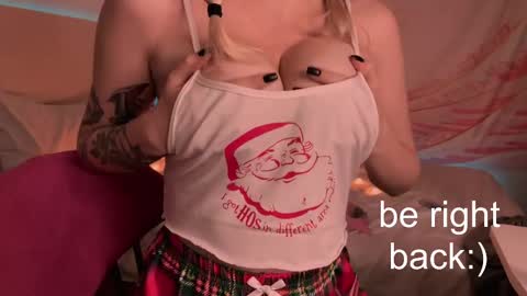 Lana online show from February 26, 8:11 pm