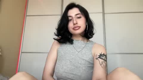 Snapshot of h3l9a_pataki chatting on June 11, 2:59 pm Helga online show from June 11, 2:59 pm