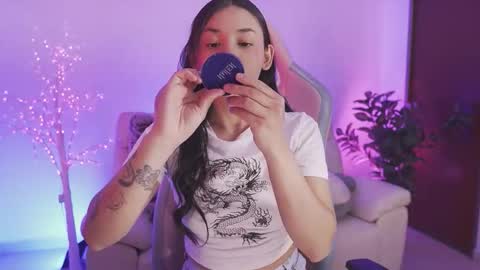 Snapshot of hade_collinss chatting on September 25, 6:11 pm Hade online show from September 25, 6:11 pm