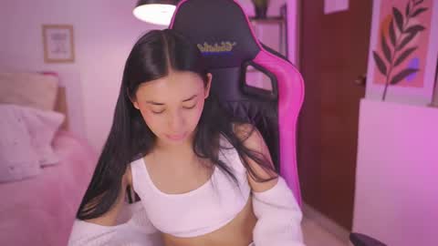 Hade online show from November 28, 6:43 pm