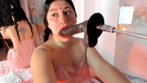 Snapshot of hade_cute2 chatting on June 1, 3:36 pm hade_cute2 online show from June 1, 3:36 pm