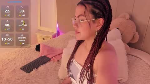 Eva online show from January 8, 9:23 pm