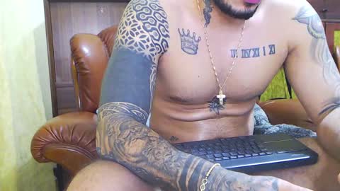 Snapshot of hades_carter chatting on February 25, 11:11 pm Hades online show from February 25, 11:11 pm