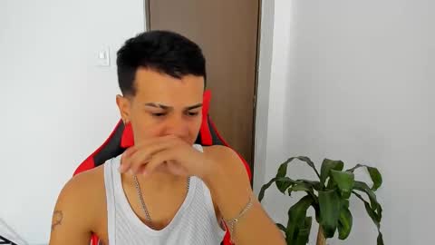 hades_horny_ online show from April 4, 5:32 pm