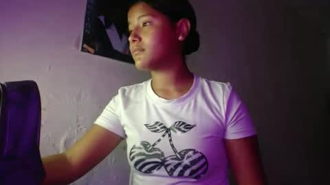 Snapshot of hadesmit1 chatting on May 19, 2:12 pm hadesmit1 online show from May 19, 2:12 pm