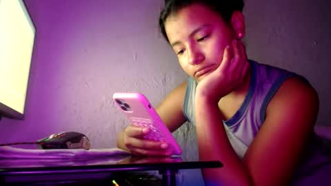 Snapshot of hadesmit1 chatting on May 31, 1:18 pm hadesmit1 online show from May 31, 1:18 pm