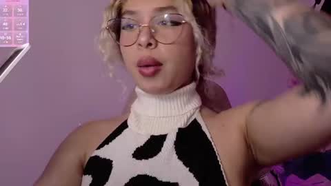 Haely online show from July 26, 2:09 am