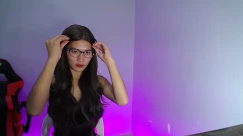 hailey69sexy online show from September 17, 7:32 am