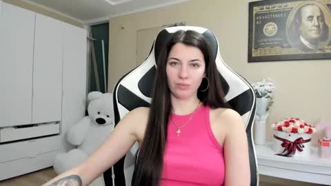 Snapshot of hailey_beauty chatting on December 19, 8:55 pm Sk pe Anya388109 online show from December 19, 8:55 pm