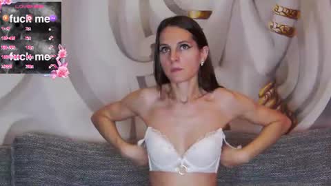 HaileyPeach online show from July 23, 5:11 pm