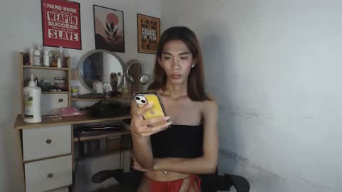 hailey_sweetcum77 online show from May 22, 3:50 pm