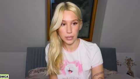 hailey_would online show from February 17, 10:38 pm