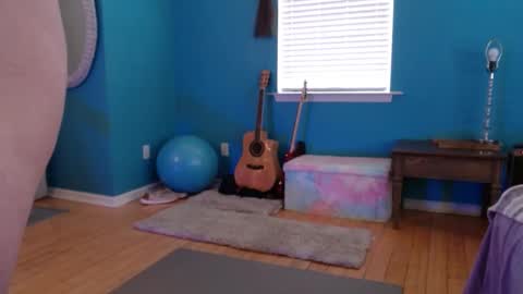 Hailey Harper online show from January 8, 4:11 pm