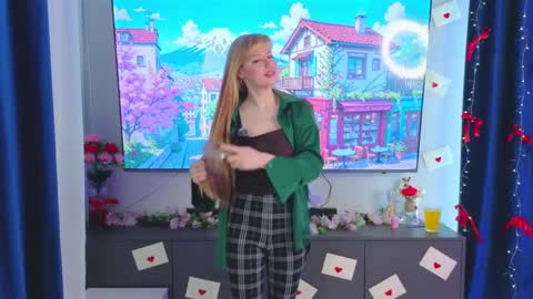 Elizabeth online show from May 10, 6:29 am