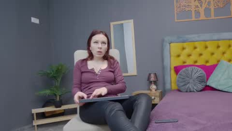 Hailey online show from January 24, 4:27 am