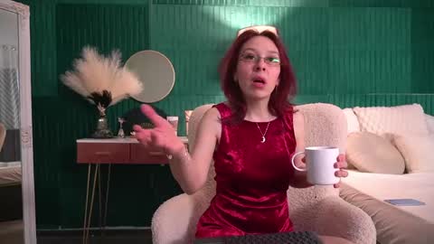 Snapshot of haileymoon85 chatting on May 9, 3:34 am Hailey online show from May 9, 3:34 am