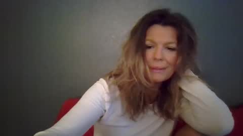 Hailey online show from December 16, 7:41 pm