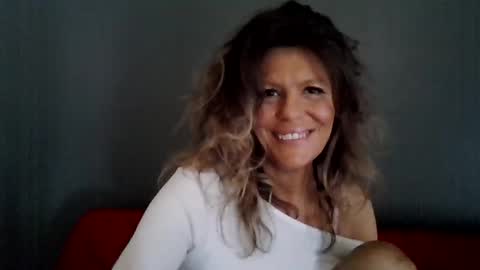 Hailey online show from January 9, 7:48 pm