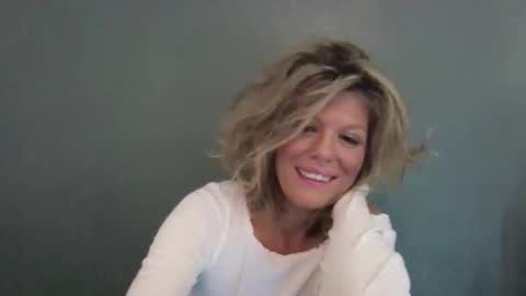 Hailey online show from April 7, 5:57 pm