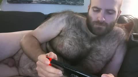 Hairiest Bear online show from February 1, 5:17 am