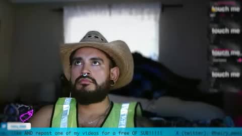 Snapshot of hairy_mexi chatting on May 29, 12:30 am J M online show from May 29, 12:30 am