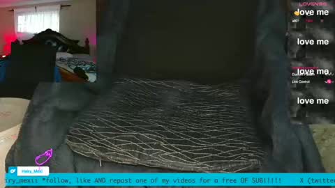 Snapshot of hairy_mexi chatting on June 2, 2:02 am J M online show from June 2, 2:02 am