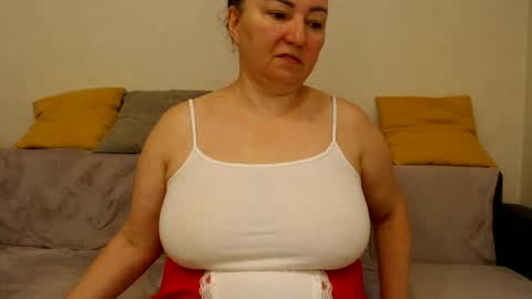 hairy vicky online show from June 22, 12:24 am