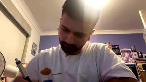 hairyblur online show from December 6, 2:17 pm