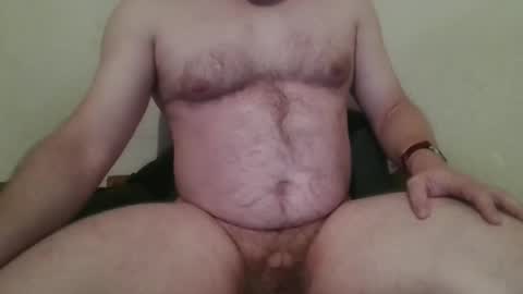 Snapshot of hairychest222141 chatting on September 30, 4:39 am hairychest222141 online show from September 30, 4:39 am