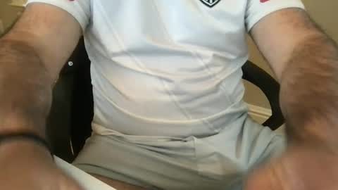 Snapshot of hairydaddy112288 chatting on July 6, 3:36 pm hairydaddy112288 online show from July 6, 3:36 pm