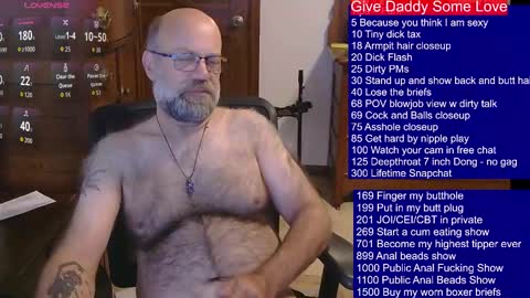 HairyDaddyBear69 online show from October 9, 10:46 am