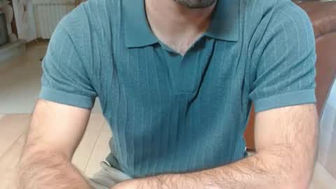 Snapshot of hairydaduncut chatting on June 18, 12:42 pm hairydaduncut online show from June 18, 12:42 pm
