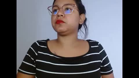 hairygirl83 online show from June 3, 12:52 pm