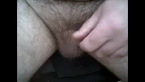 Snapshot of hairyman007 chatting on April 8, 8:36 am hairyman007 online show from April 8, 8:36 am