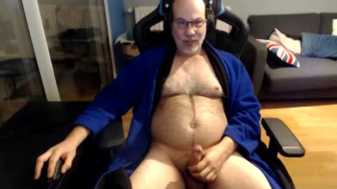 hairyman54 online show from November 23, 6:19 pm