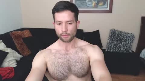 Snapshot of hairyncuteass chatting on February 25, 7:25 pm hairyncuteass online show from February 25, 7:25 pm