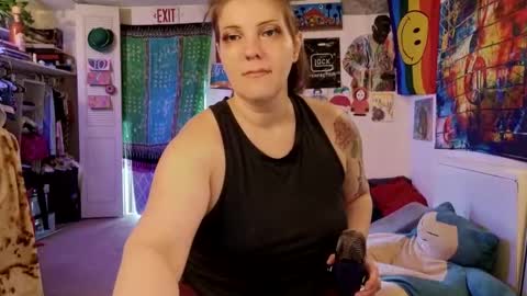 Snapshot of hairypoper chatting on October 15, 7:47 pm hairypoper online show from October 15, 7:47 pm