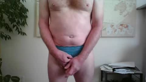 hairypussylover089 online show from April 25, 8:17 pm